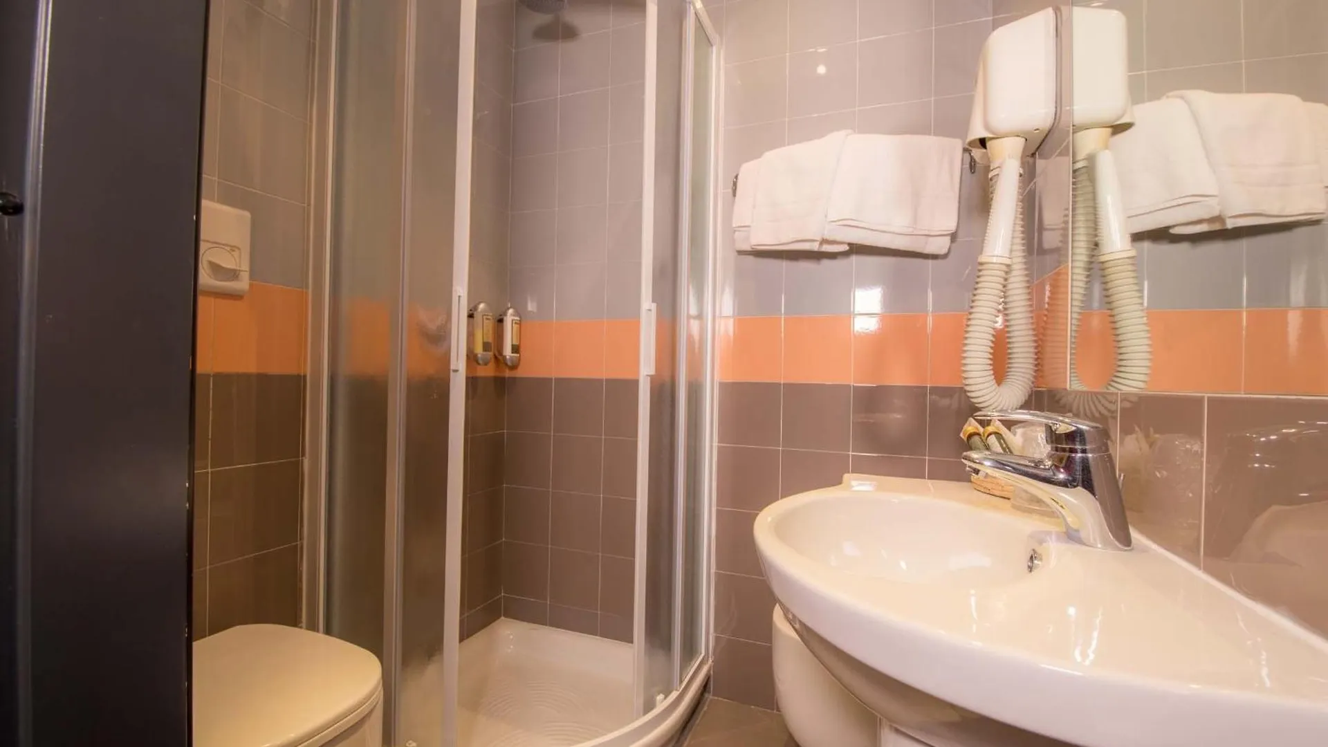 Albergo Silvio Bellagio 3*,  Italy